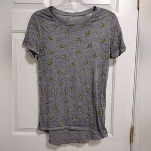 Zoe + Liv Gray Avacado 🥑 Novelty Tee Small